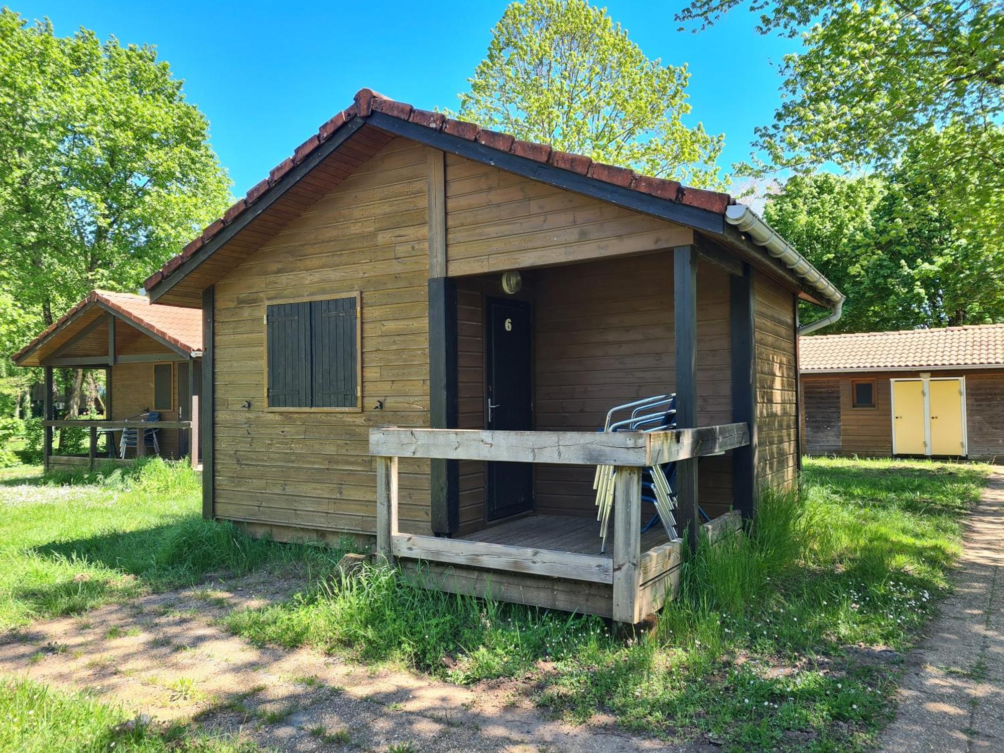 Les Chalets Guinguette Capdenac-Gare Exterior photo